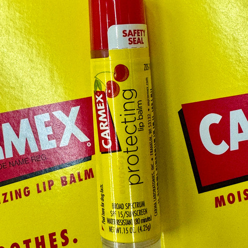 Carmex小蜜缇润唇膏保湿滋润