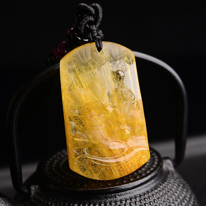 发晶 寅午戌三合贵人吊坠金发晶饰品虎马狗寅午三合局马形加狗型