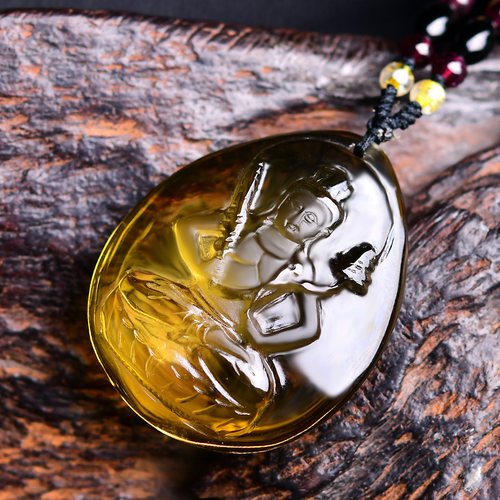 天然黄水晶属虎本命佛虚空菩萨