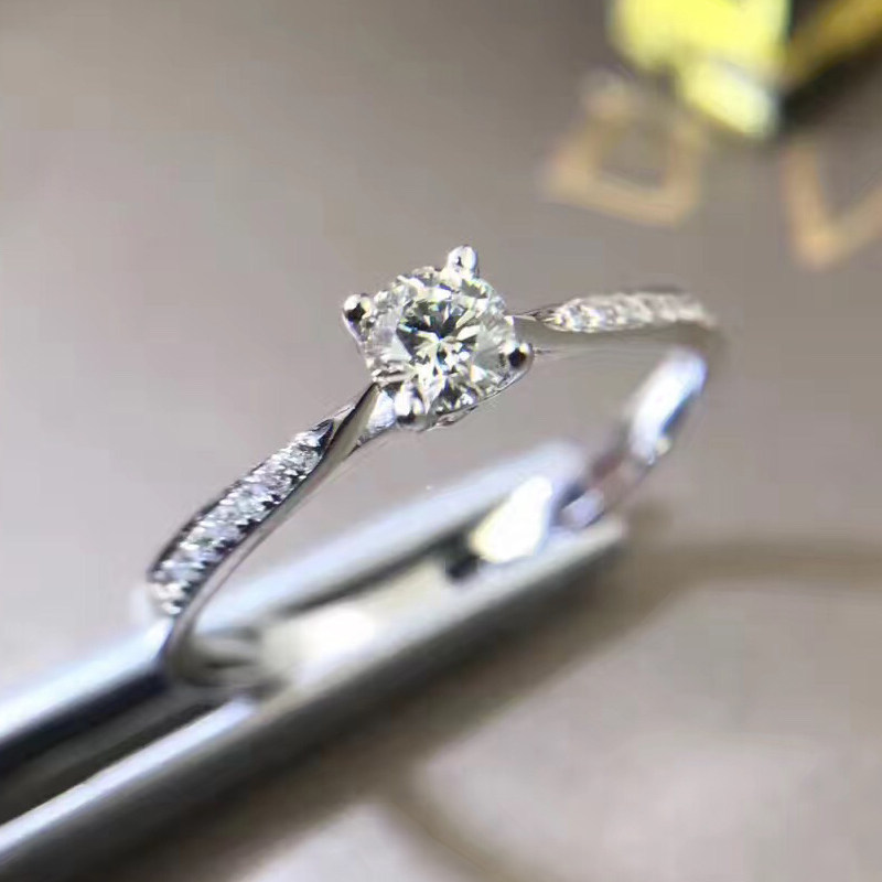 18k金四爪钻戒10分钻20分钻任选