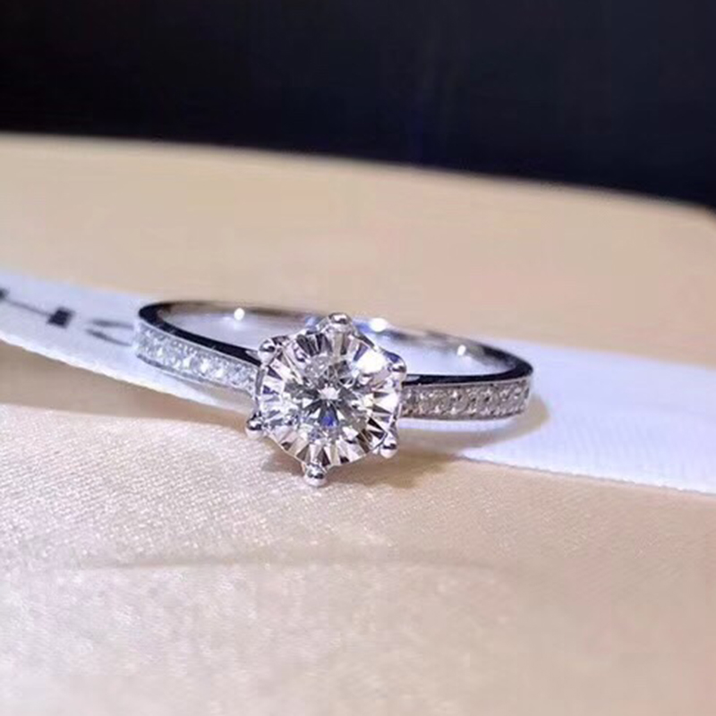 18k金20分六爪钻石戒指1克拉效果