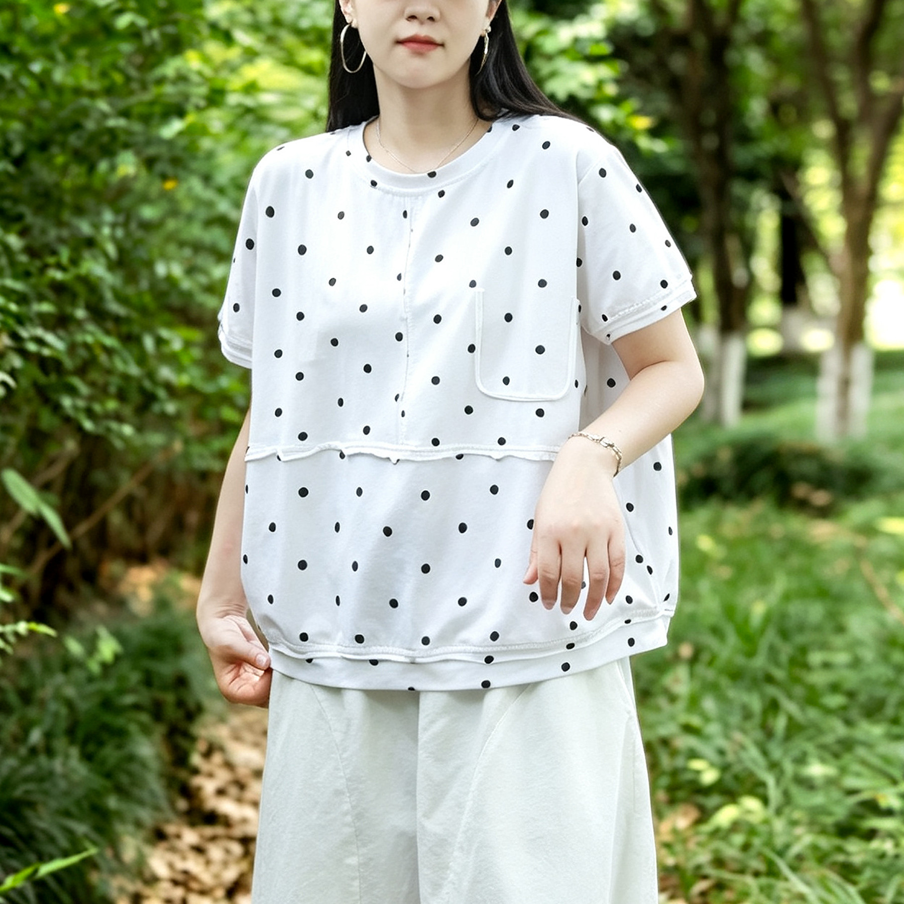 波点自然卷边短袖套头上衣女大码图片