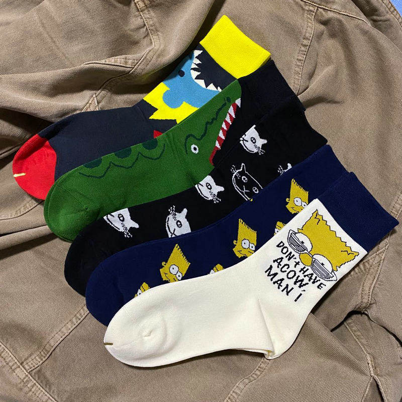 superoom韩版全棉卡通鲨鱼中筒袜街头欧美辛普森ins潮袜男士长袜