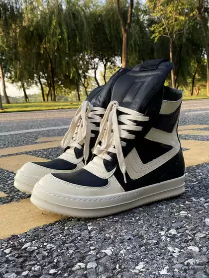 Ro Fabled Large Hook Inverted Triangle High-Top Shoes Black and White Men's Shoes Genuine Leather Large Size Thick-Soled European and American Trendy Short Boots for Women
