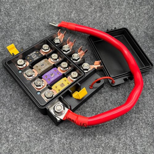 越野车多路保险片盒绞盘大功率货车逆变器保险丝座汽车电瓶分线盒