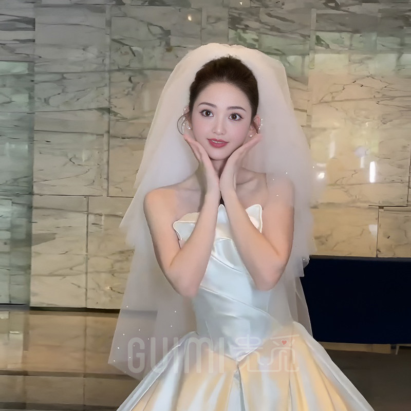 领证拍照道具头纱新娘主婚纱中长款蓬蓬多层珍珠超仙求婚头饰