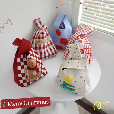 Knitted bag, knitted packaging decoration, women's handbag