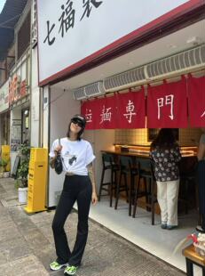 回路商店 羞羞的铁腿 Love freedom T恤 240克