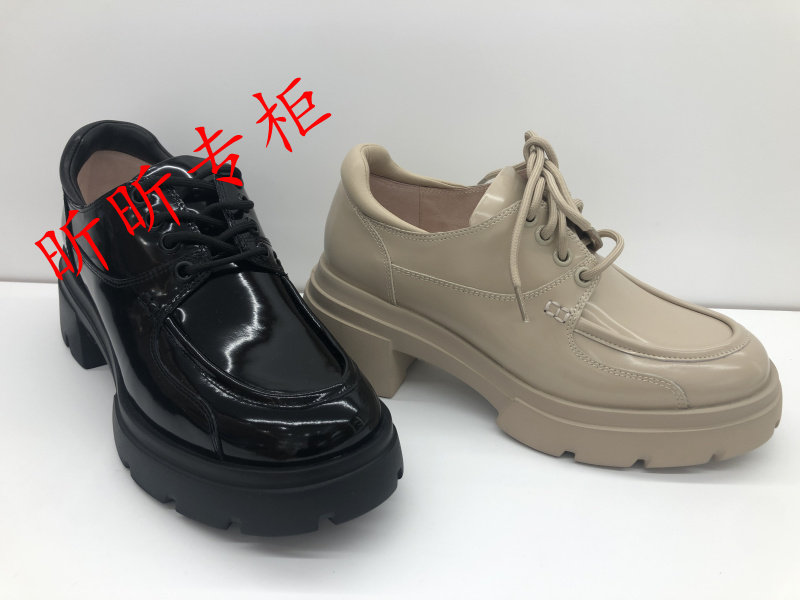 Le saunda莱尔斯丹2023年春秋季舒适厚底圆头粗高跟女单鞋4T64302