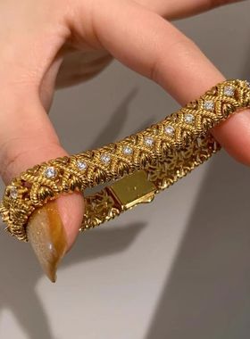 腰缠万贯秋冬百搭中古重工手链色法式复古轻奢宫廷风手镯