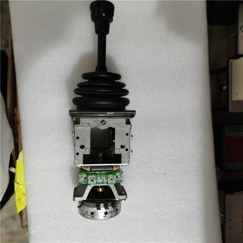 原装十字开关PW70SM7206-L PW70 SM7206-L操作手柄议价