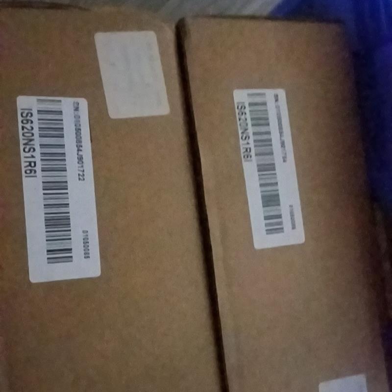 技术伺服驱动器IS620NS1R6I-C-ES+ISMH1-20B30CB电机