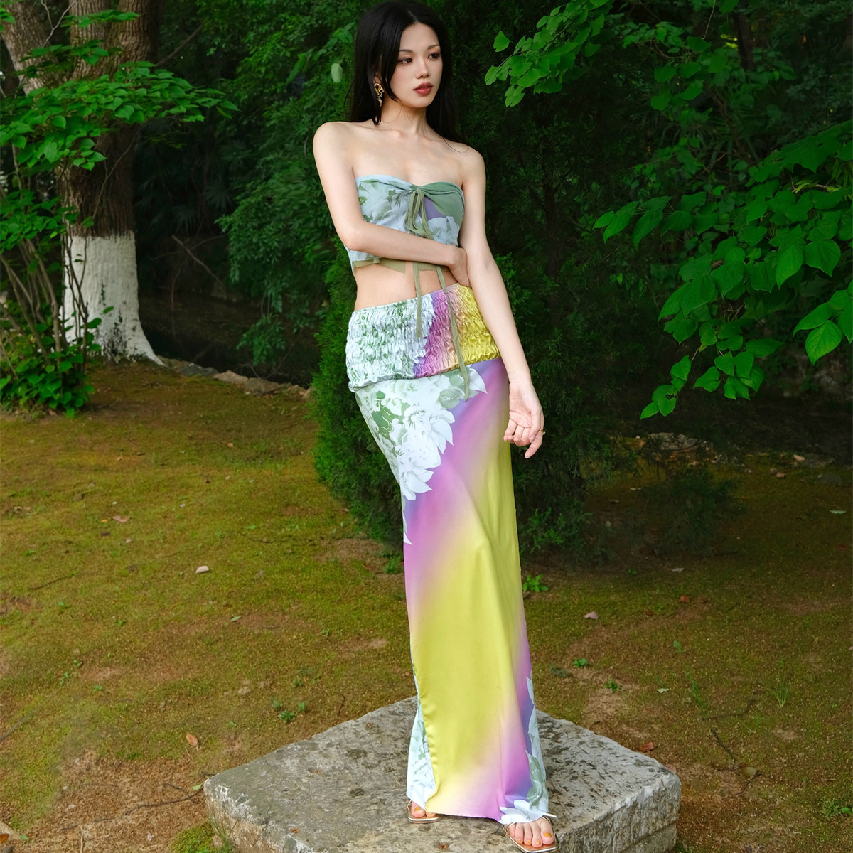 小菊川栗/热浪斑斓裙 森系海边度假抹胸挂脖开衩长裙复古慵懒套装