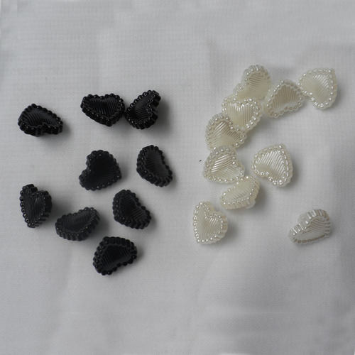 DIY服装辅料童装衬衣红桃心形小纽扣扣子3元10粒黑色白色 - 封面
