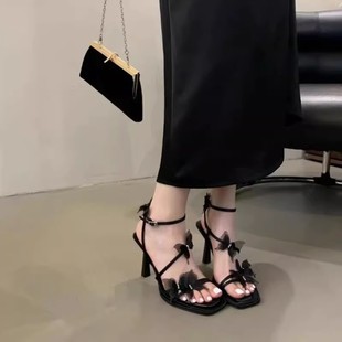 夏季 凉鞋 法式 大码 外穿拖鞋 2025新款 女41到43宽胖脚女鞋 高跟鞋