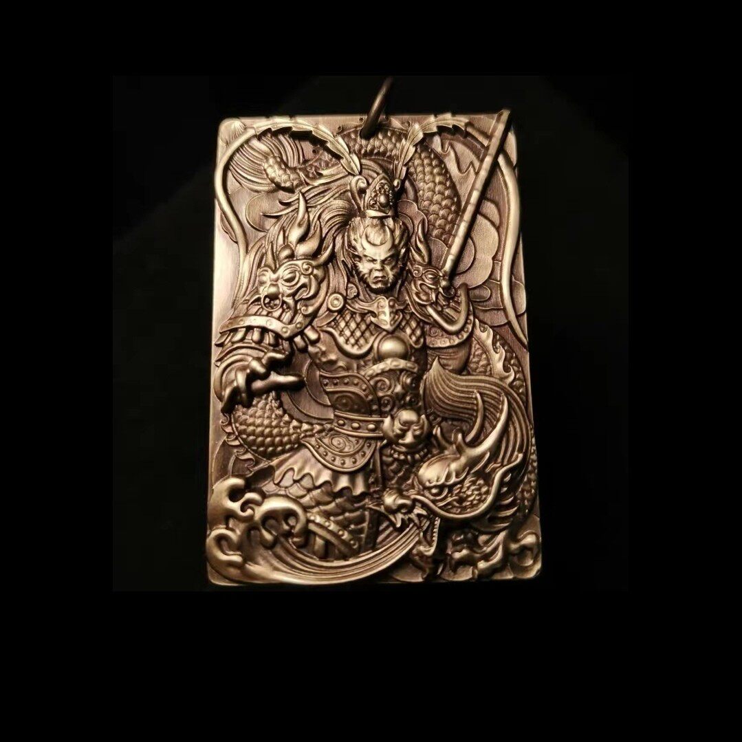 齐天大圣斗战胜佛方牌铜雕纯黄铜浮雕吊坠复古个性霸气护身符项链