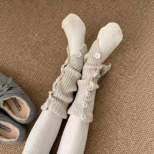 设计感纽扣开叉针织堆堆袜套女配