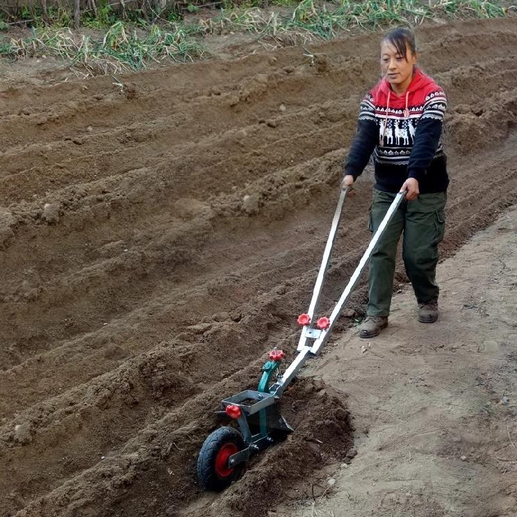 开荒种菜拖拉机人力打田犁地鹤嘴锄草手扶耘锄开沟耕地犁农业侧翻