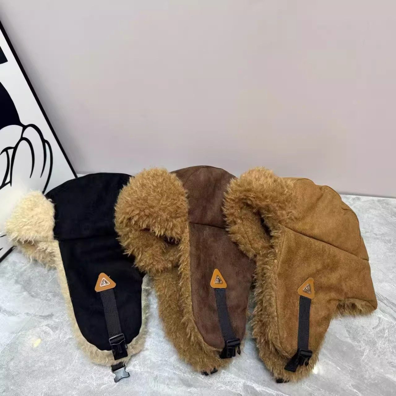 东北加厚保暖护耳雪地毛绒雷锋帽