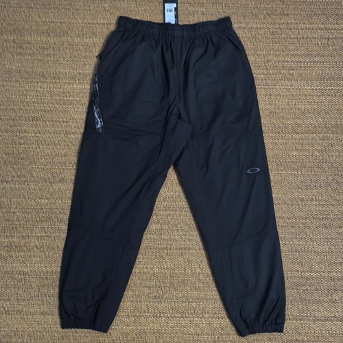 Oakley24AW秋冬 ENHANCE Window Warm GRAPH 训练保暖裤子