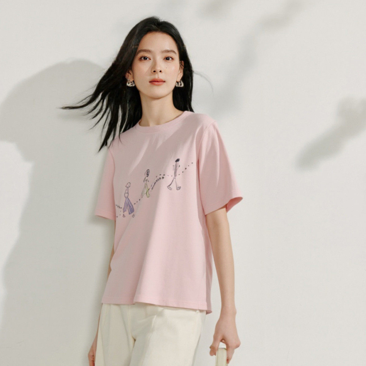 【断码清仓】茵曼夏新款女T恤上衣短袖纯棉刺绣圆领休闲宽松印花