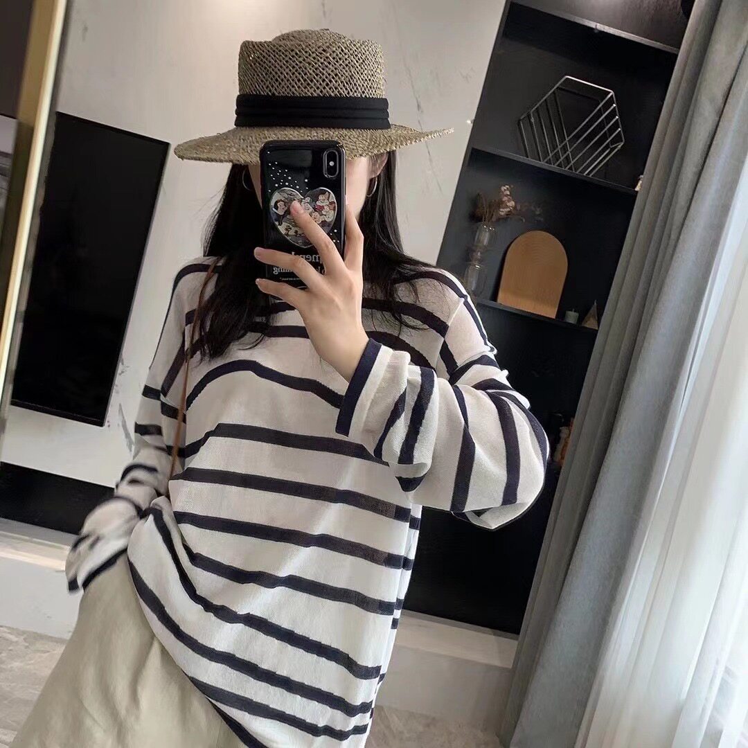 春秋新款女士蓝黑条纹冰丝罩衫宽毛针织衫