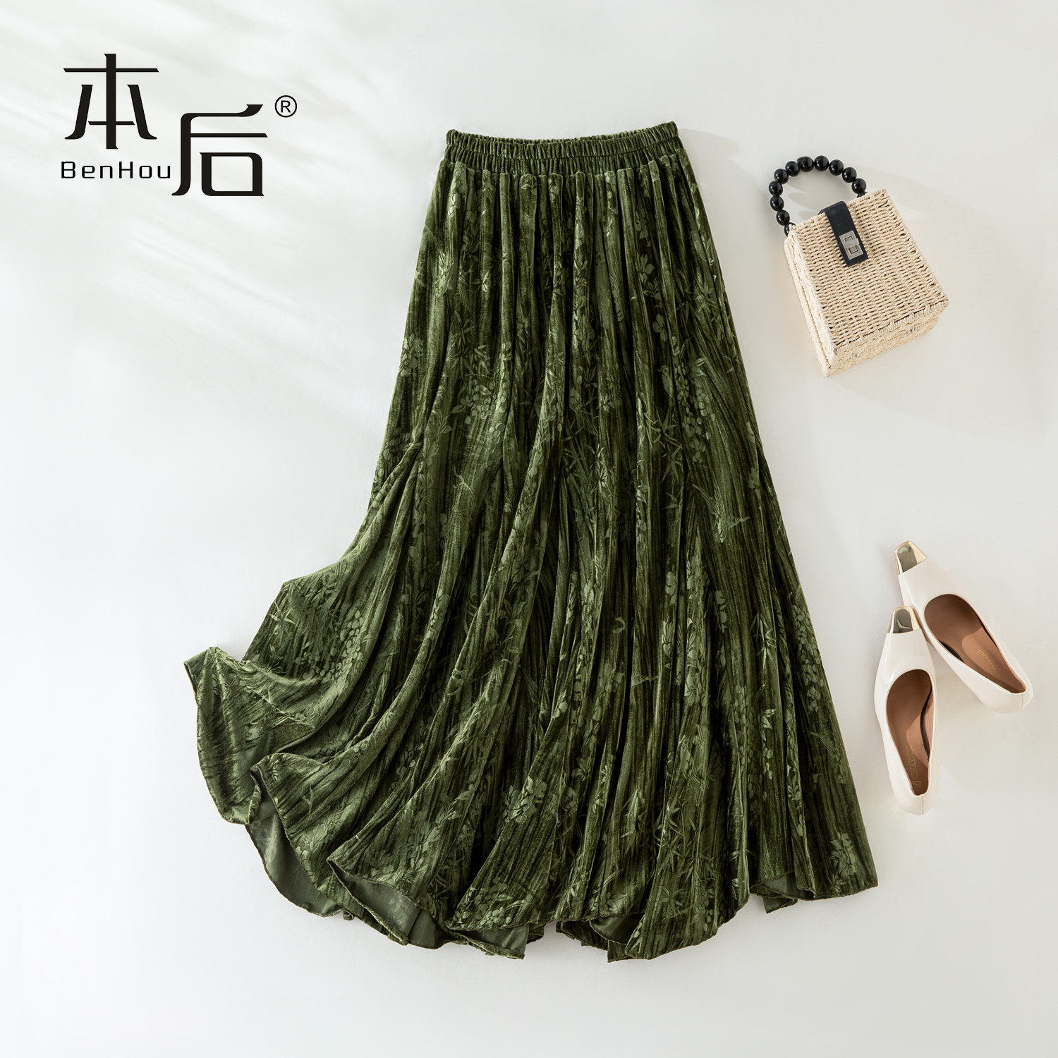 29850高级感国风丝绒大摆长裙