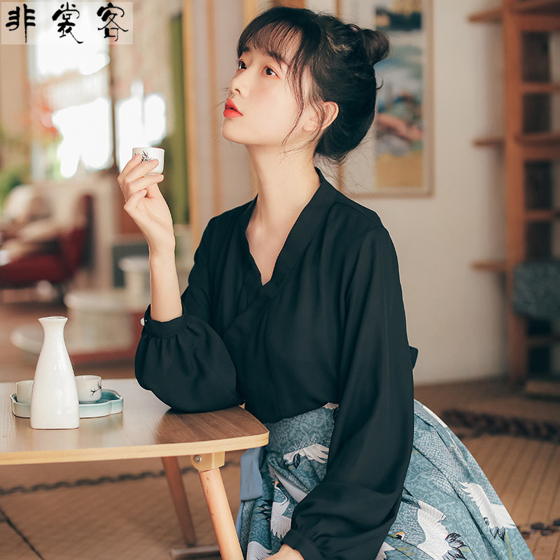 古装早秋季黑色交领上班也能穿的汉服女两件套装中国风侠女风帅气