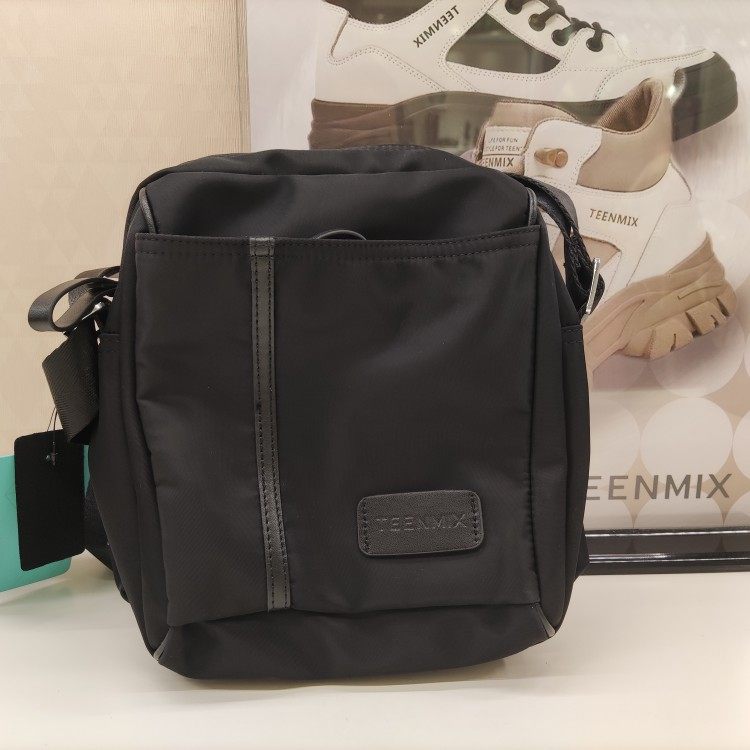 teenmix/天美意 男女通用 休闲时尚织物背提包tg1aa136