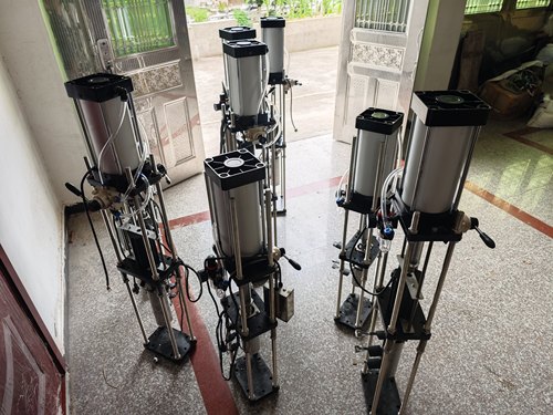 手压式注塑机小型家用塑料压塑机小型注塑机110v单相立式注塑机