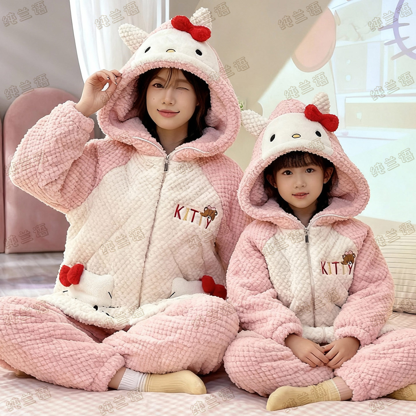 凯蒂猫母女睡衣三层夹棉家居服冬