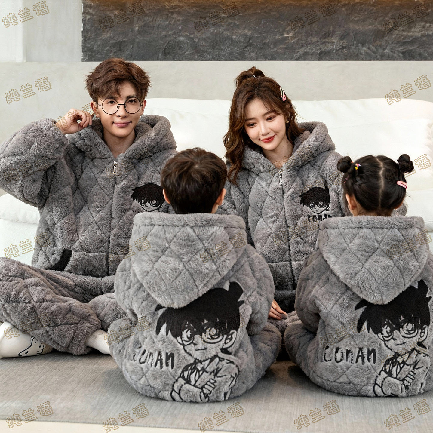 冬季亲子睡衣一家三口三层夹棉母女珊瑚绒名侦探柯南连帽四口套装