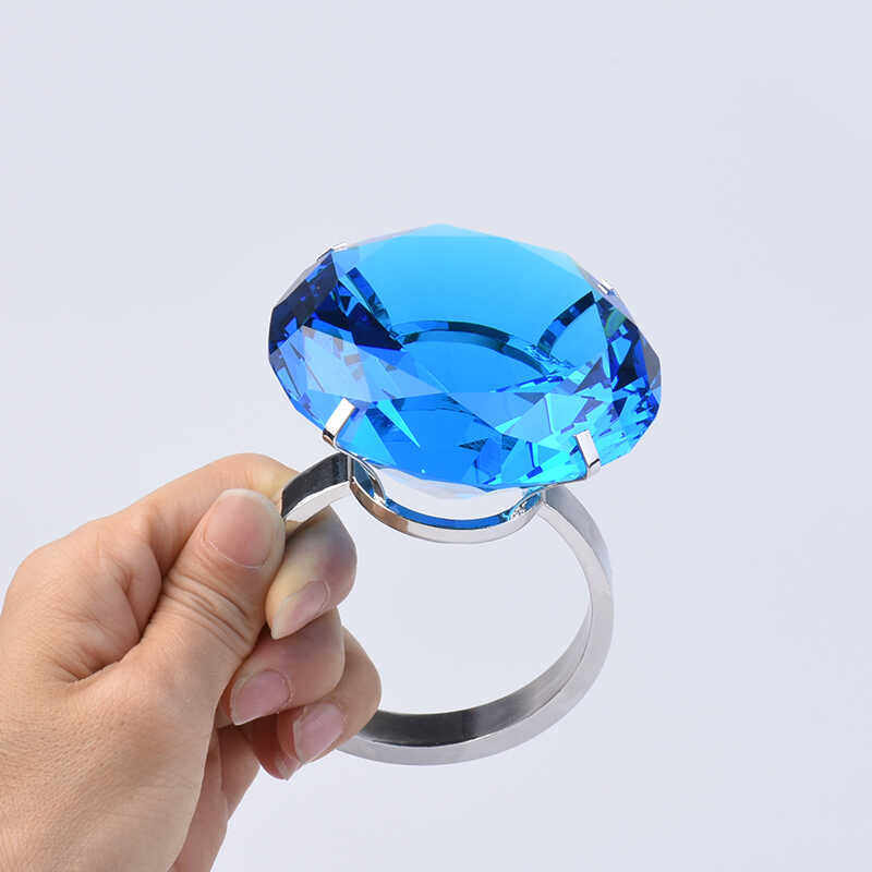 表白神器创意水晶大钻戒道具超大钻石戒指浪漫生日礼物求婚送女友