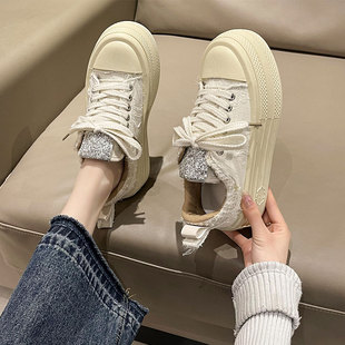 女板鞋 2026春季 小众帆布鞋 女厚底松糕白色流苏休闲女款 新款 小白鞋
