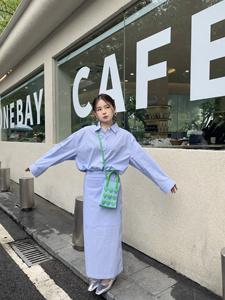 DAMEI大美韩系蓝色条纹套装 珍珠扣衬衫+直筒开叉半身裙两件套女