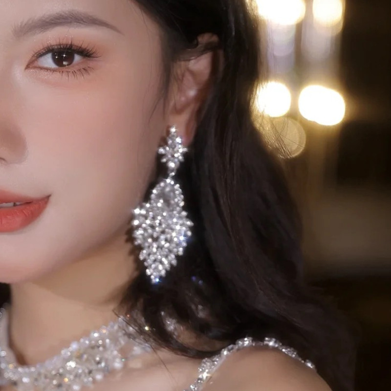 轻奢新款夸张高级感耳环耳钉长款流苏满钻羽毛气质耳坠新娘耳饰女