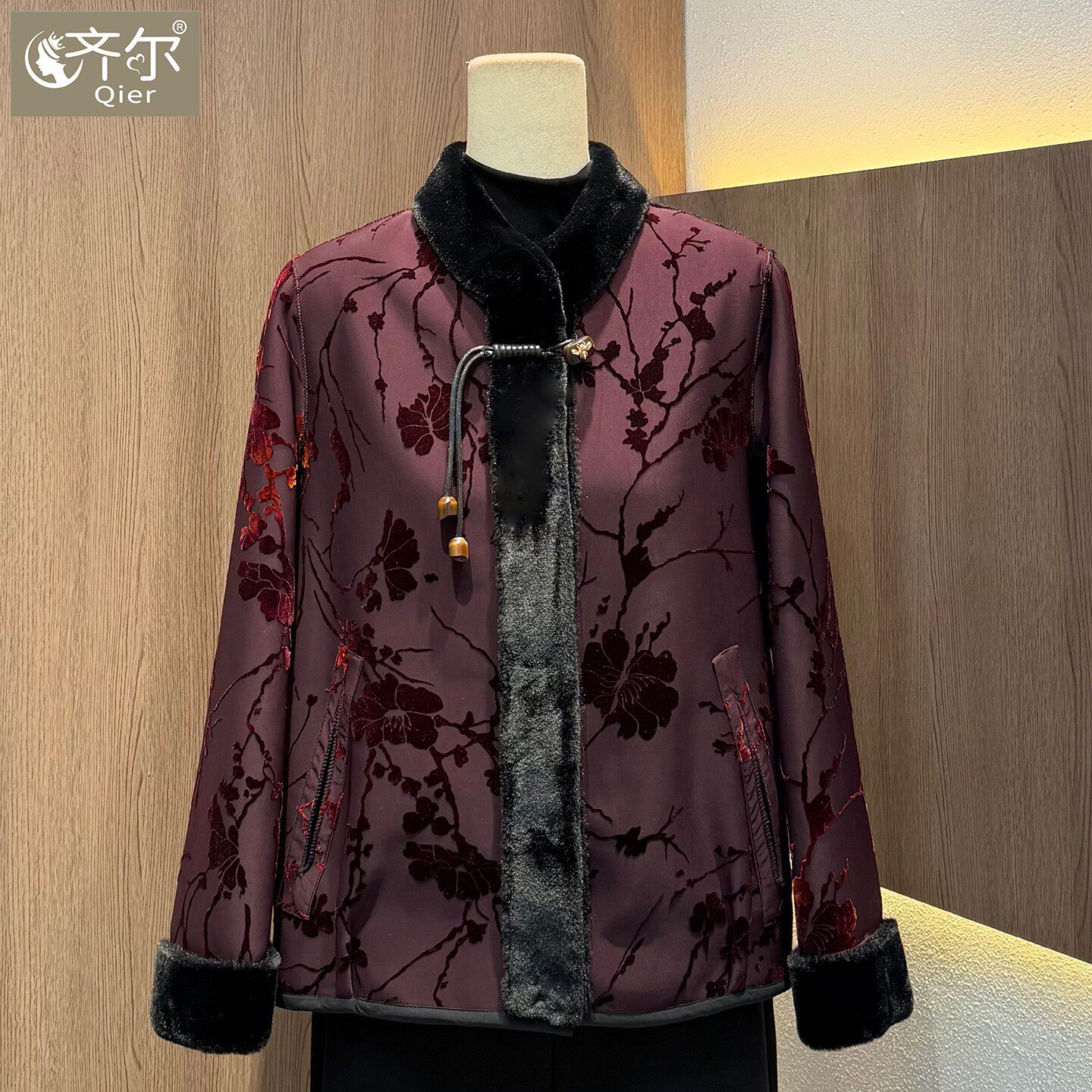 品牌中老年人冬装女妈妈仿皮毛一体大衣加绒保暖新中式外套皮草