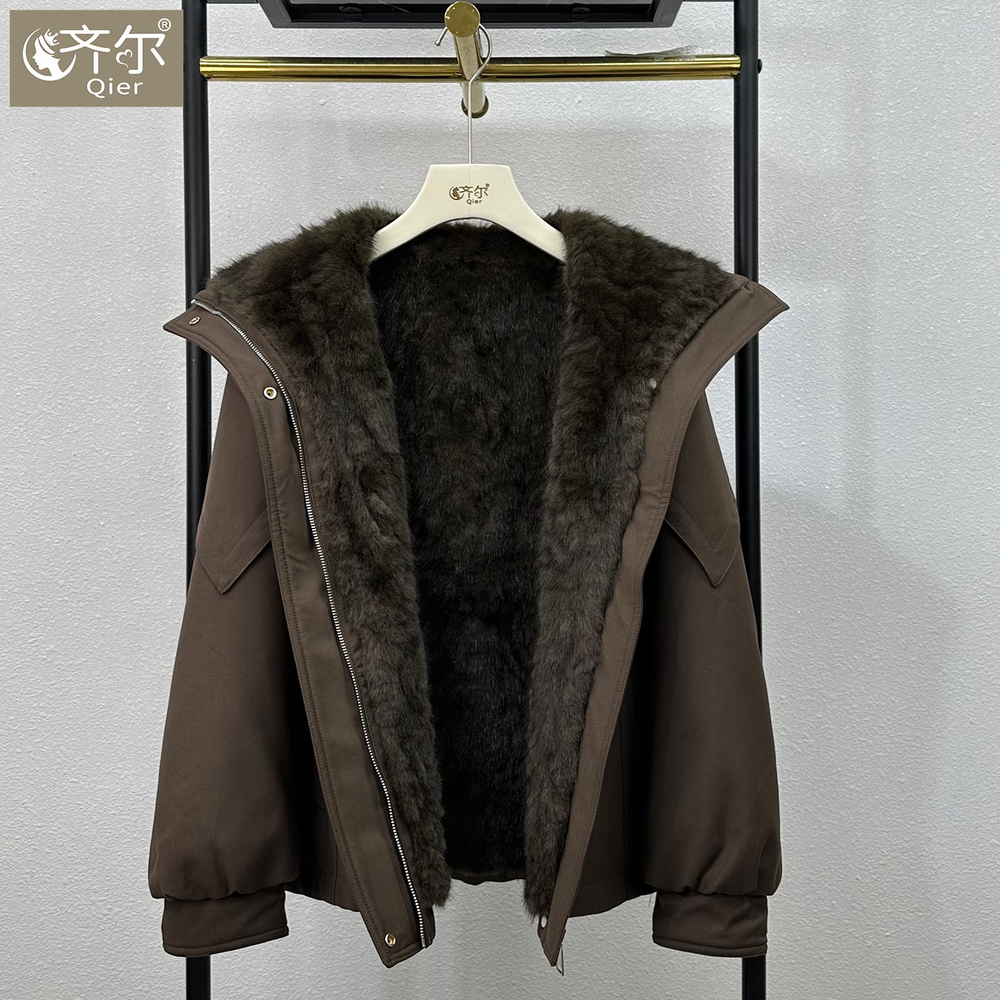 两面穿厚妈妈冬季皮毛一体水貂绒内胆外套新款中老年女尼克服大衣