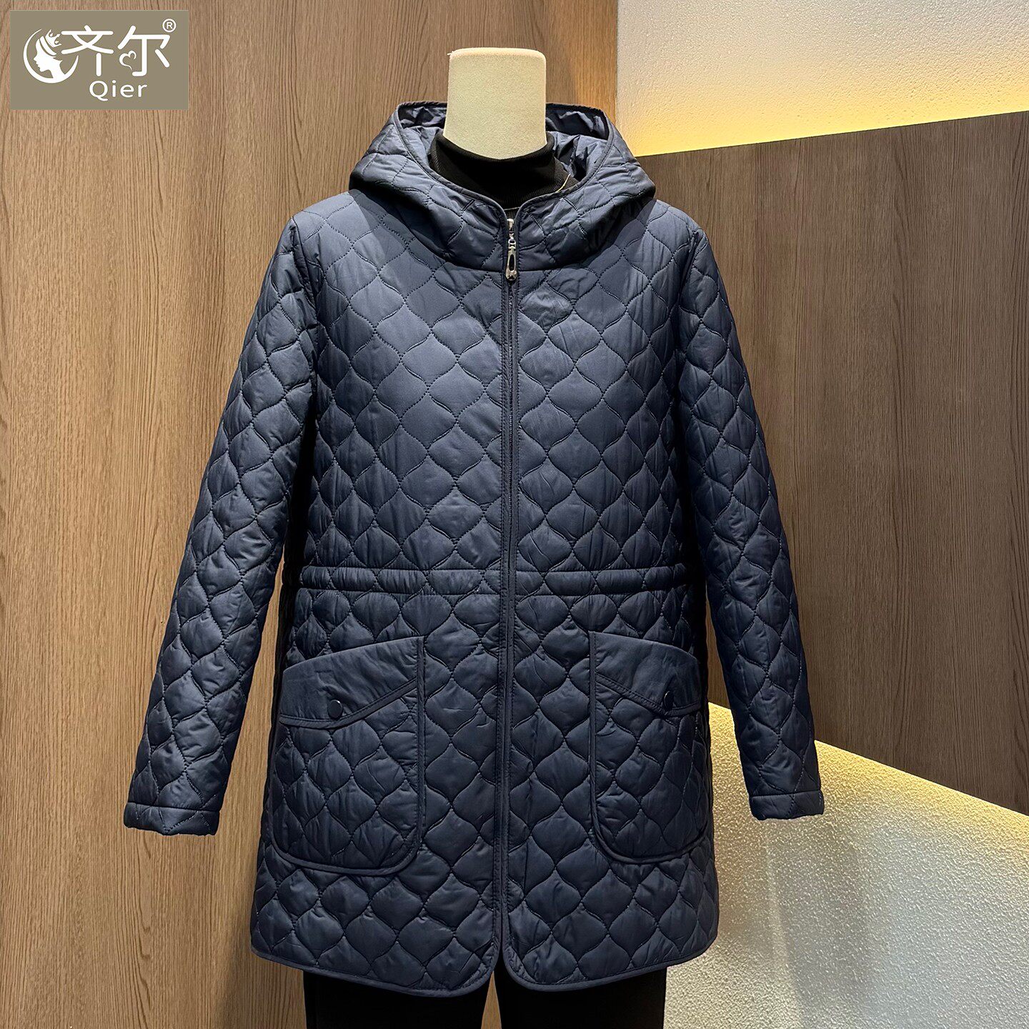 品牌2026冬季新款时尚连帽棉服女中老年妈妈装洋气显瘦棉衣棉袄