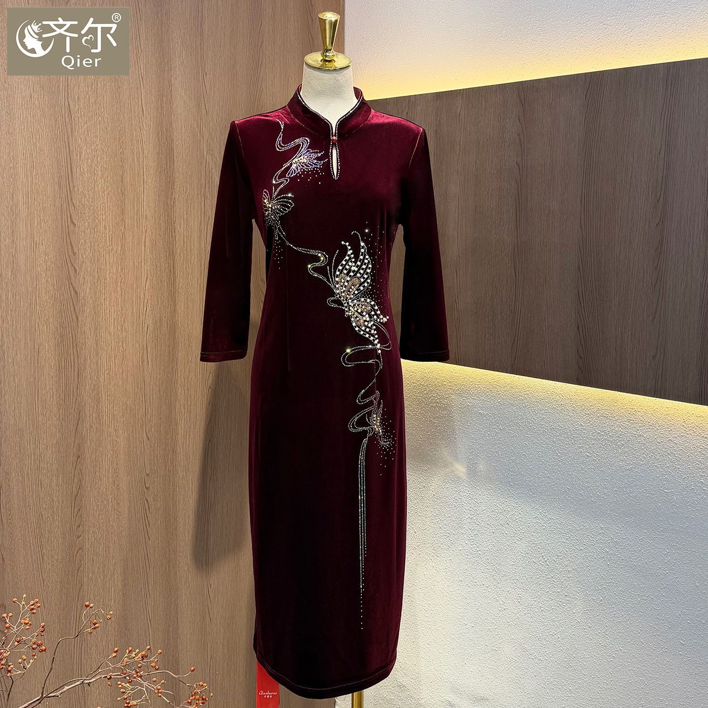 参加婚礼妈妈装旗袍婚宴礼服改良年轻高贵轻奢中年喜婆婆秋冬裙子