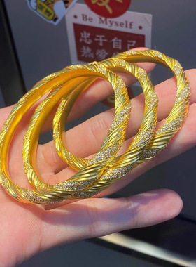 婚庆喜庆合金镀金手镯古法拉丝缠绕麻花卡扣手镯满天星跨境手镯