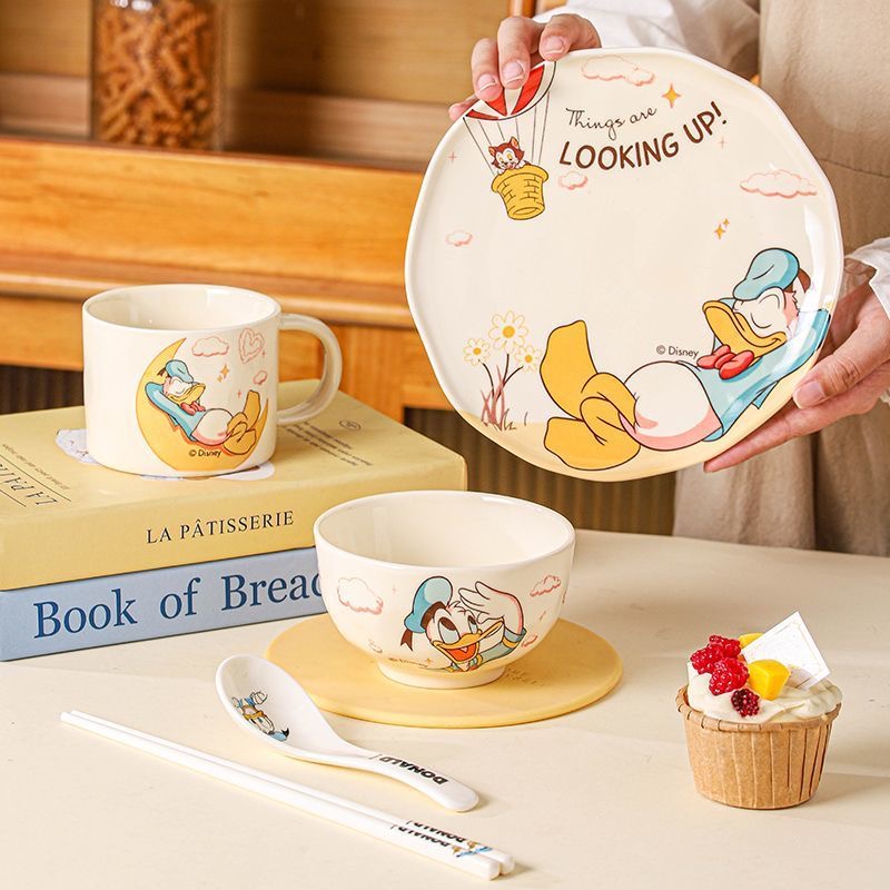 迪士尼米奇饭碗盘子水杯陶瓷餐具