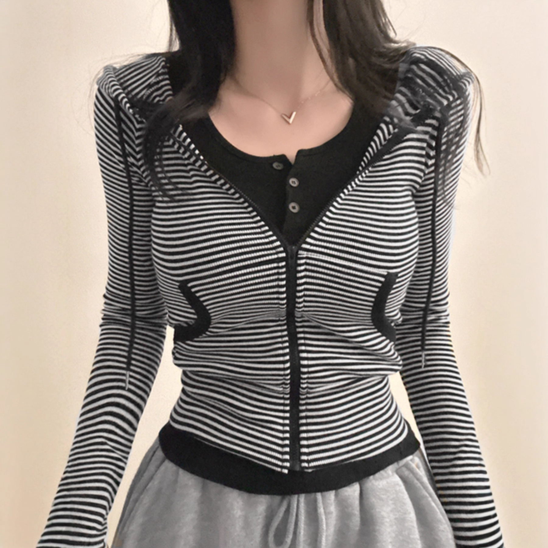 美式复古撞色条纹印花拉链连帽针织外套女2025夏季新款休闲上衣潮