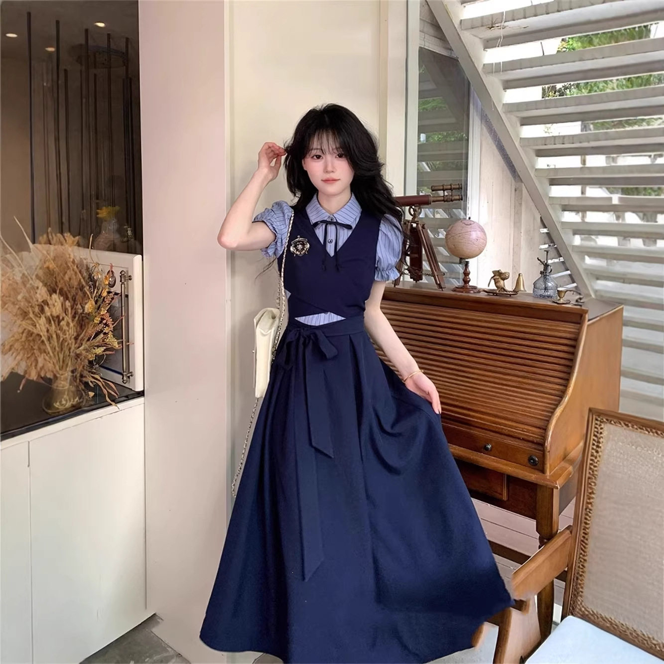 2026夏韩系甜美学院风条纹衬衫拼接假两件连衣裙女设计感收腰裙子