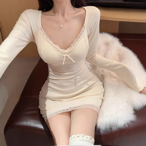 纯欲风蝴蝶结蕾丝边v领辣妹连衣裙女别致设计感长袖收腰包臀短裙