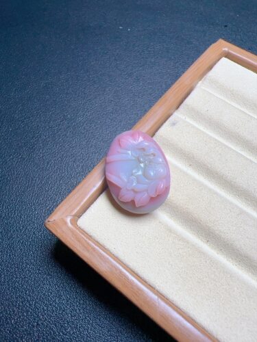 天然老矿盐源玛瑙牡丹花吊坠精工雕刻毛衣链
