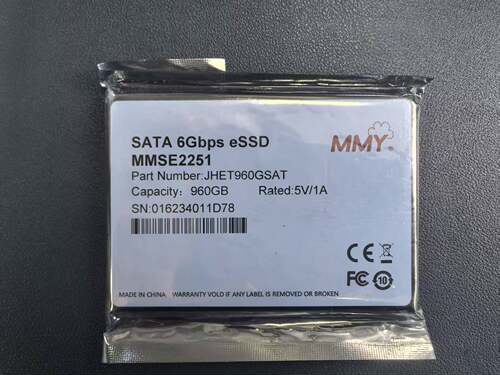 固态硬盘 华存MMY SATA 6Gbps eSSD MMSE2251 960GB