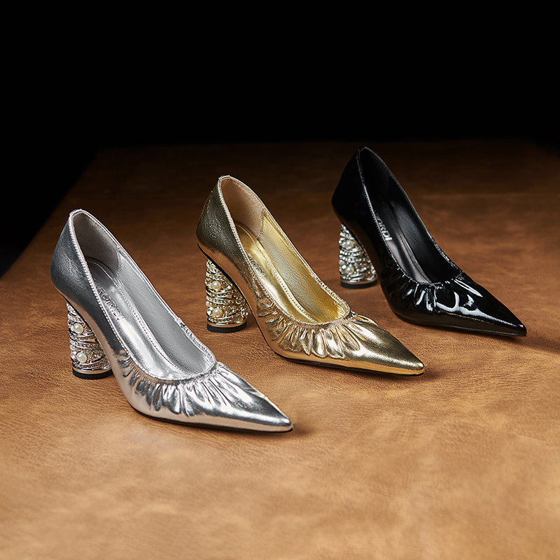 2026春秋款超软真皮浅口单鞋洋气粗跟女鞋小香风尖头高跟鞋不累脚