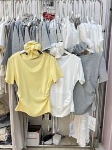 新款 T恤女打底衫 韩版 百搭显瘦V领短袖 上衣 时尚 甜美可爱2026年夏季