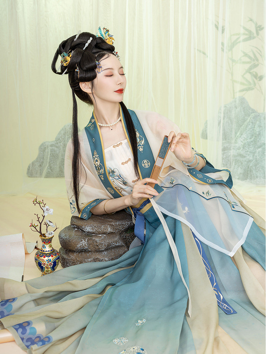 钟灵毓秀   景泰蓝【超值断码清仓】 明褂 林满葳蕤
